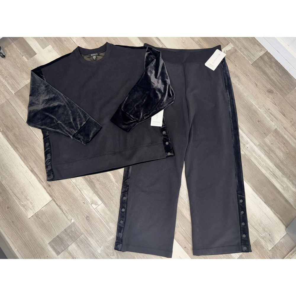 Athleta Retroplush Velvet Sweatshirt Pants Set Women Black Snap Trim L/XL NWT